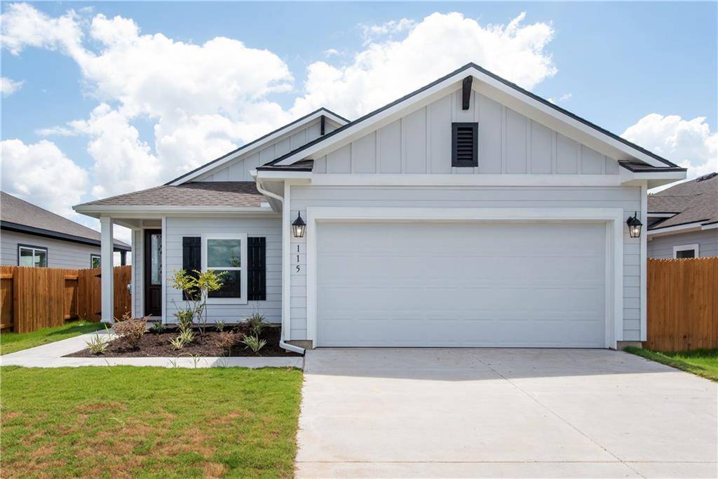 115 Trailside LN, Bastrop, TX 78602