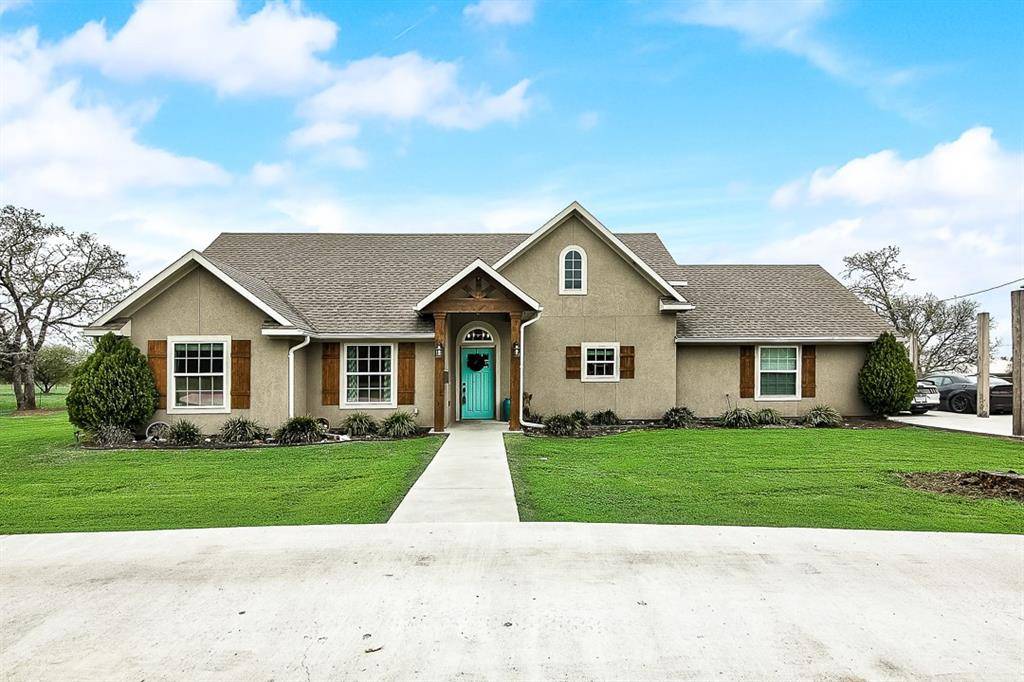 1241 County Road 230, Giddings, TX 78942