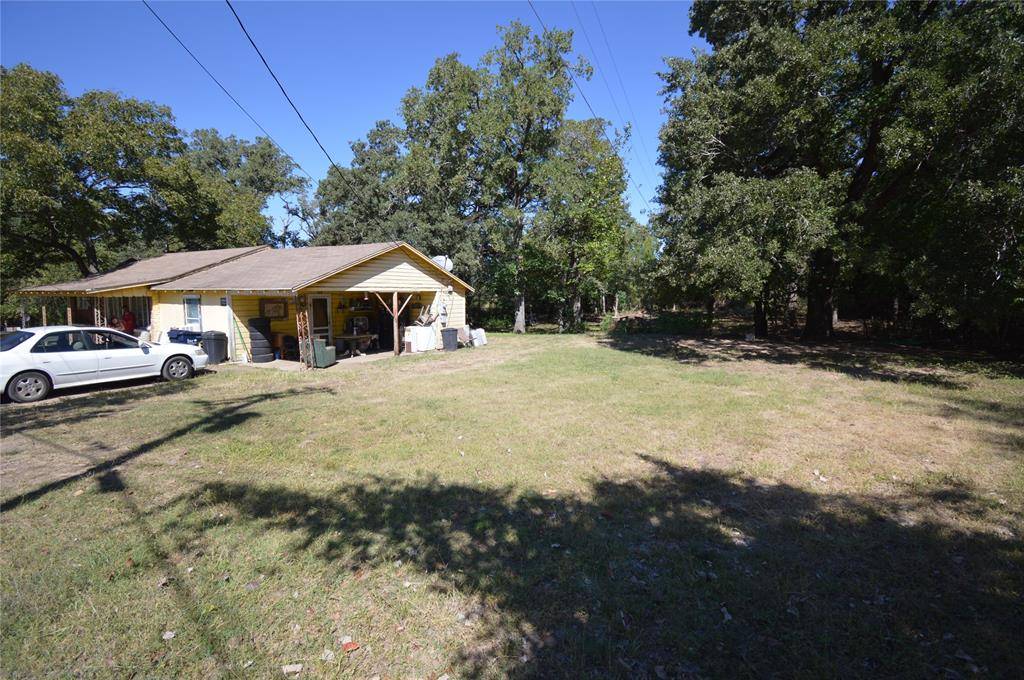 801 Hickory ST, Rockdale, TX 76567