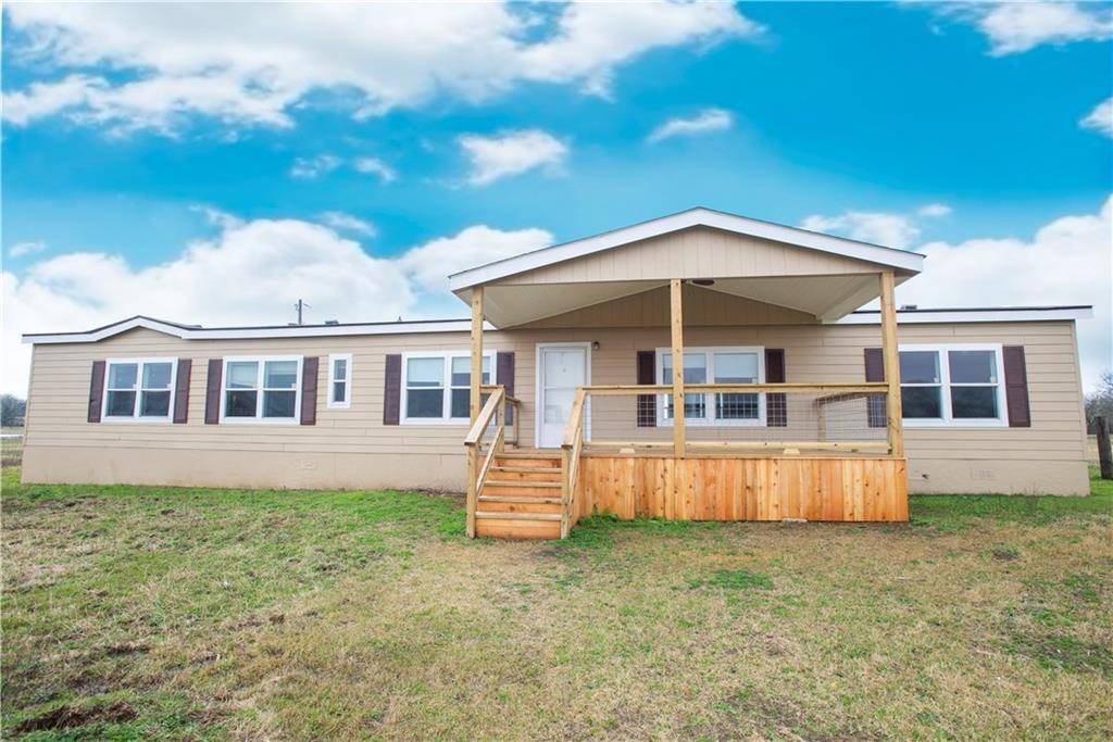 224 Cistern RD, Rosanky, TX 78953