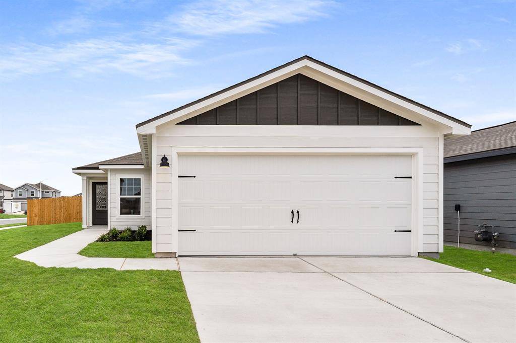 128 Morrison DR, Jarrell, TX 76537