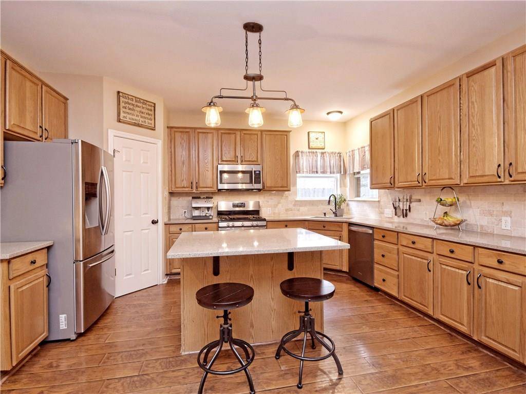 2609 Oakwood Glen DR, Cedar Park, TX 78613