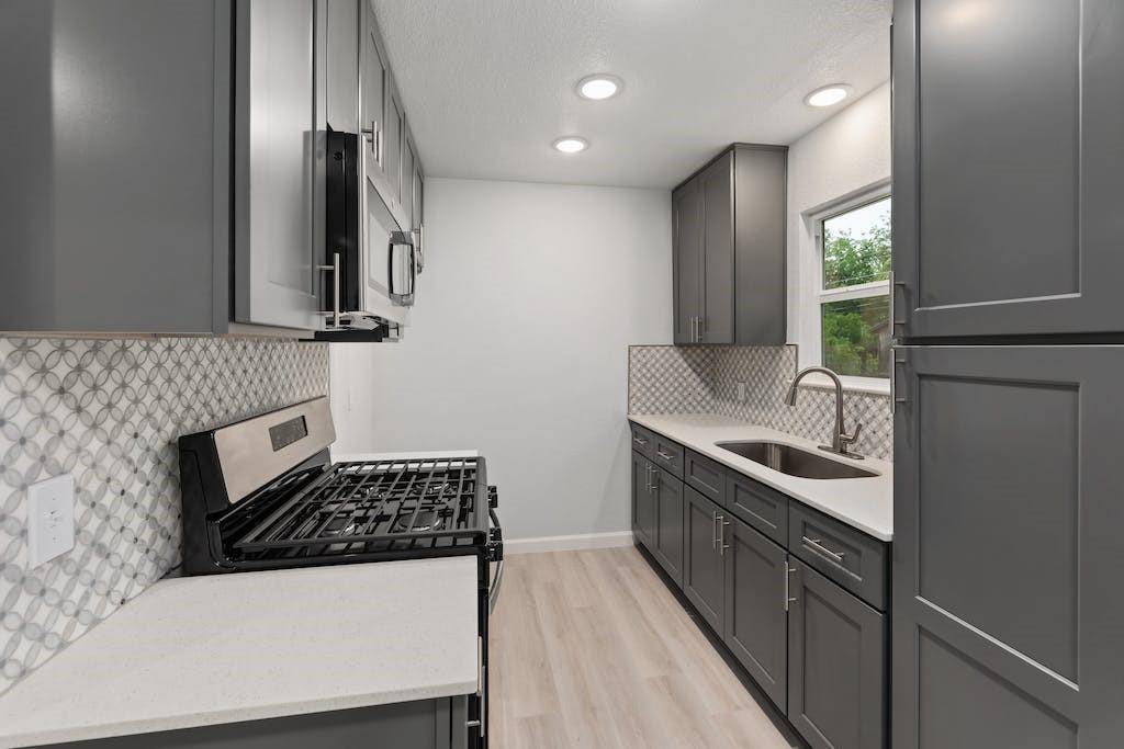 507 Mariposa ST, Taylor, TX 76574