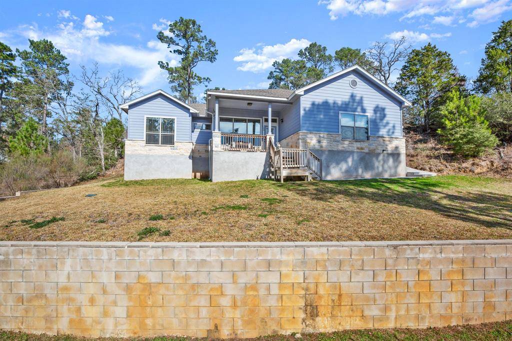 106 Pulehu CT, Bastrop, TX 78602