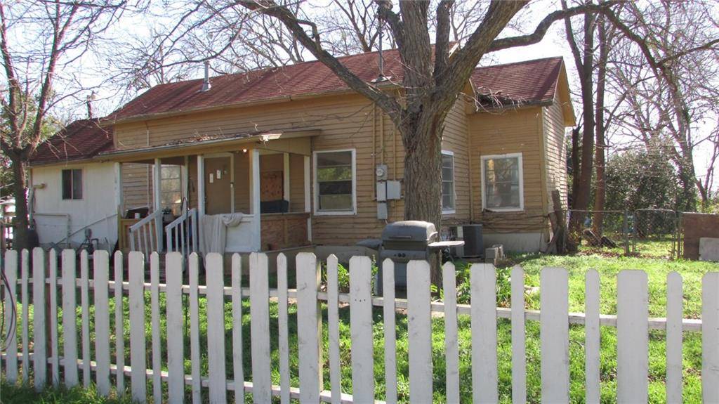 502 Hosack ST N, Taylor, TX 76574