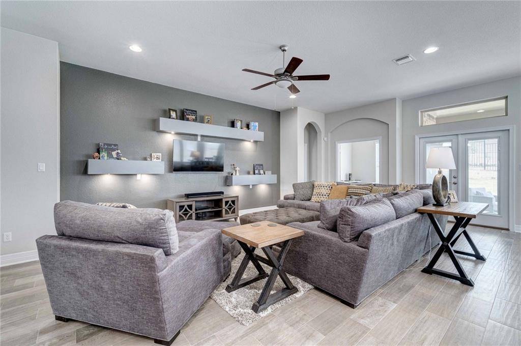 109 Sandjack Oak ST, Buda, TX 78610