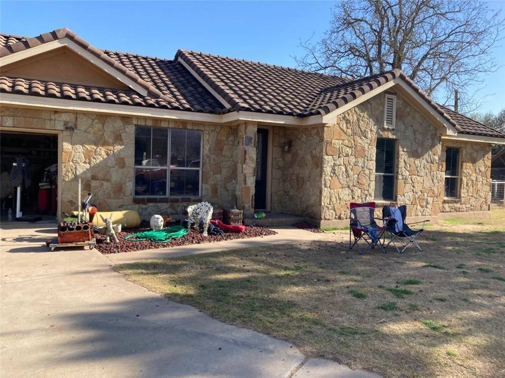 126 King ST, Bastrop, TX 78602