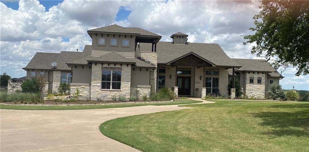200 Heritage LOOP, Hutto, TX 78634