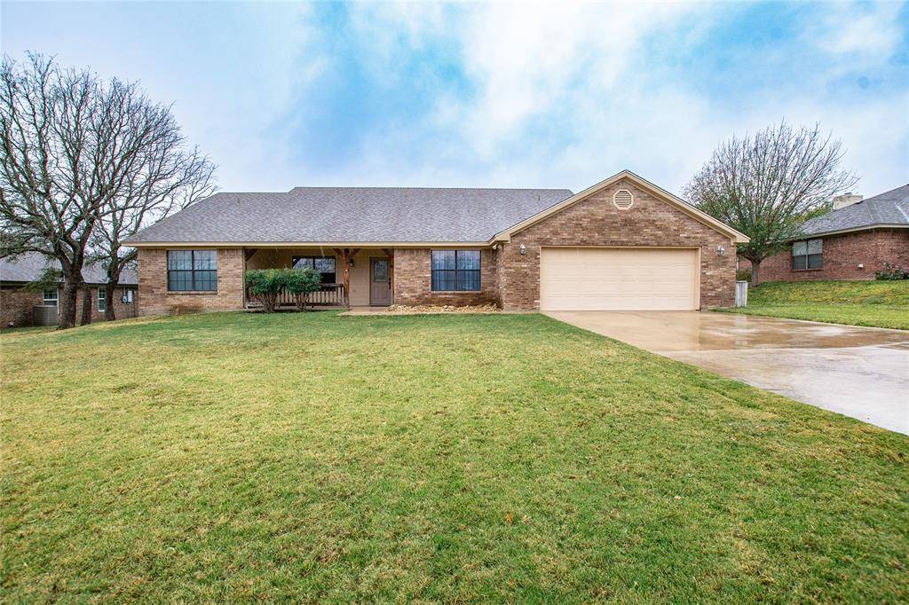 1910 Yellowstone DR, Lampasas, TX 76550