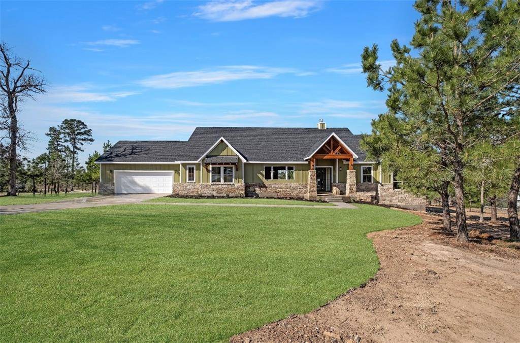 102 Rowel CT, Bastrop, TX 78602