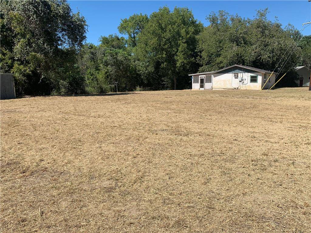 108 Faldyn ST, Bastrop, TX 78602