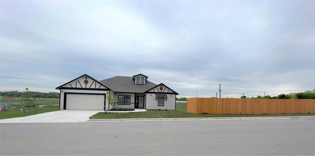 100 Ganado DR, Kyle, TX 78640