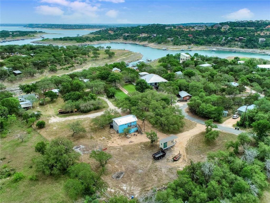 2700 Cory LN, Spicewood, TX 78669