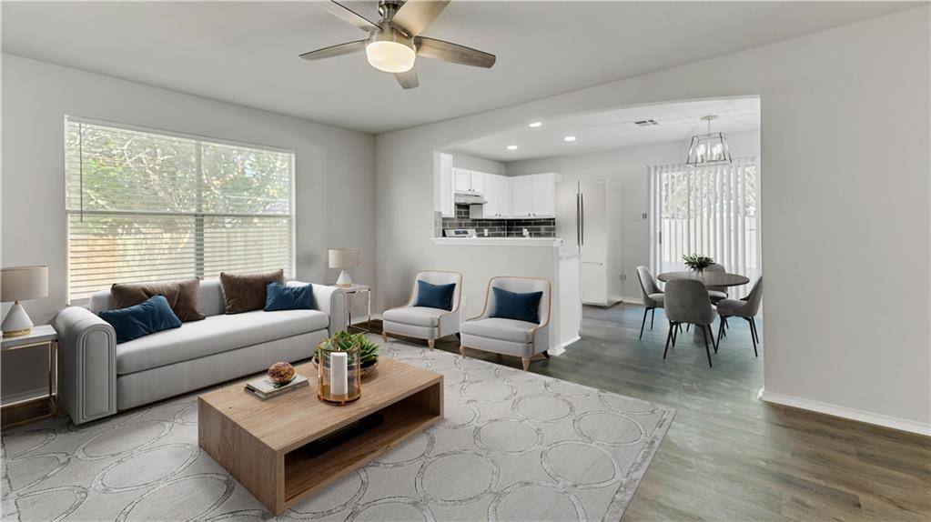 124 James Lin CIR, Kyle, TX 78640