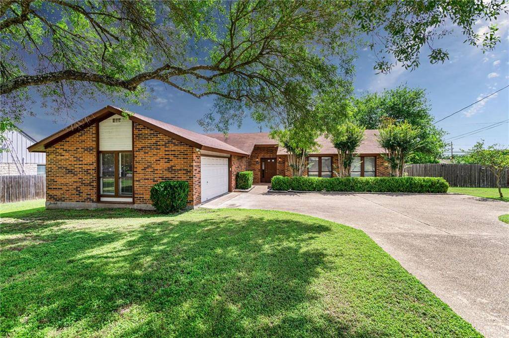 102 Primrose DR, Kyle, TX 78640