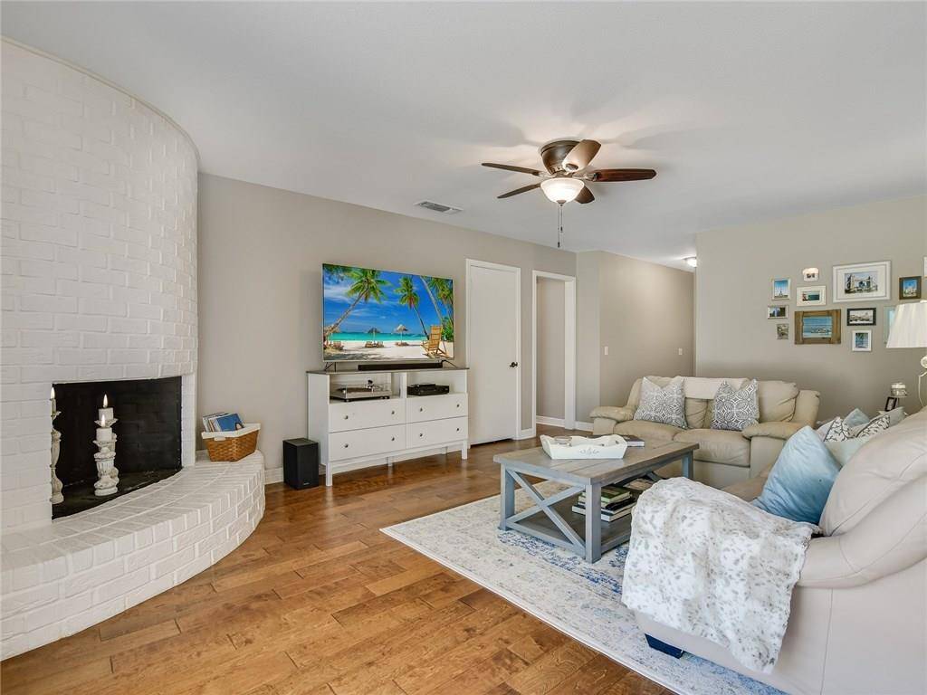300 Monaco DR, Cedar Park, TX 78613