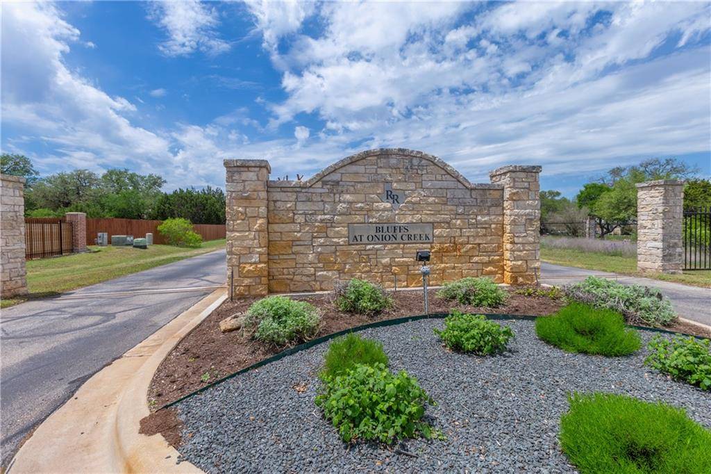 284 Story DR, Buda, TX 78610