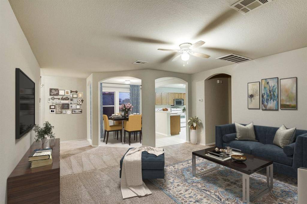 201 Quail Hollow DR, Hutto, TX 78634