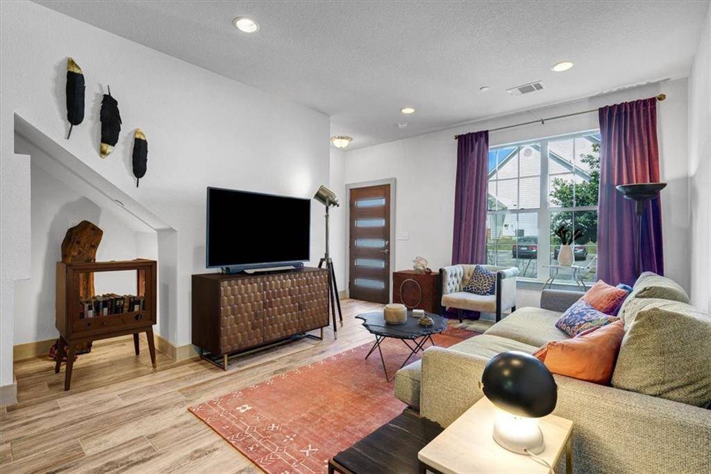 12174 Abbey Glen LN, Austin, TX 78753