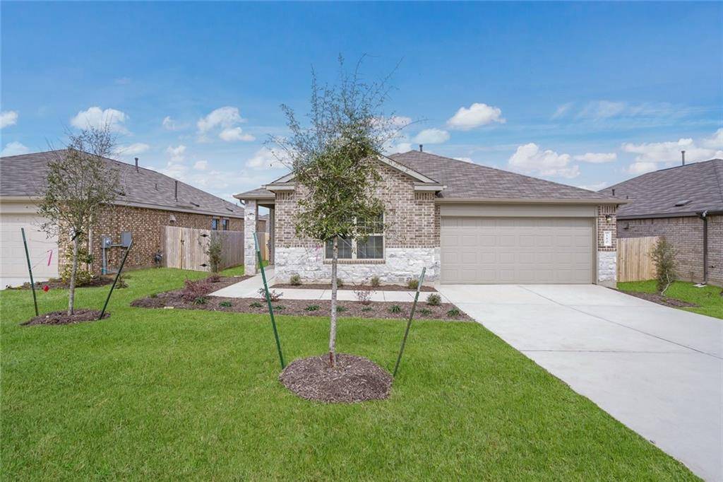 180 Tanzanite CIR, Buda, TX 78610