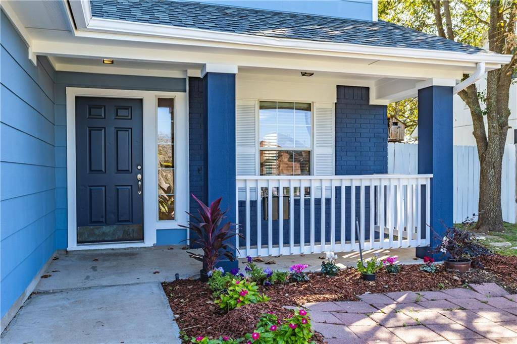 916 Estate DR, Hutto, TX 78634