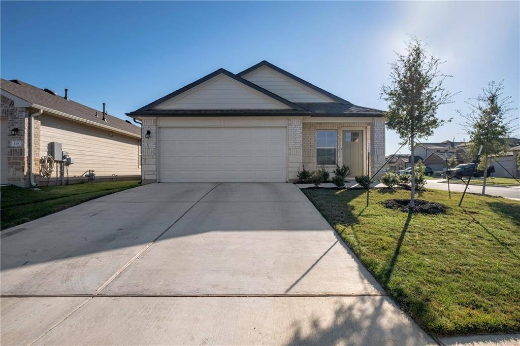 121 Oxbow TER, Bastrop, TX 78602