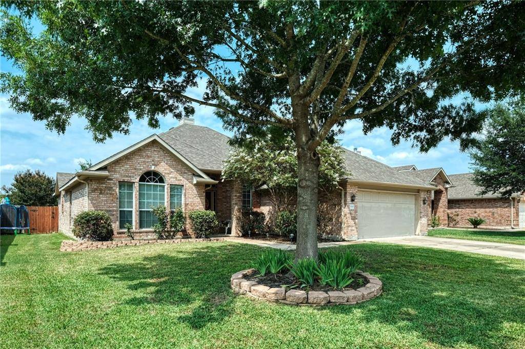 330 Swenson DR, Hutto, TX 78634