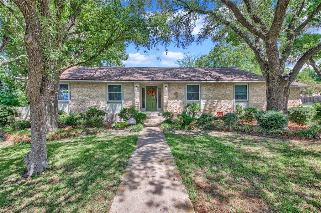 700 Drake LN, Taylor, TX 76574
