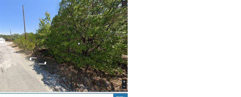 2417 Beverly DR, Granbury, TX 76048