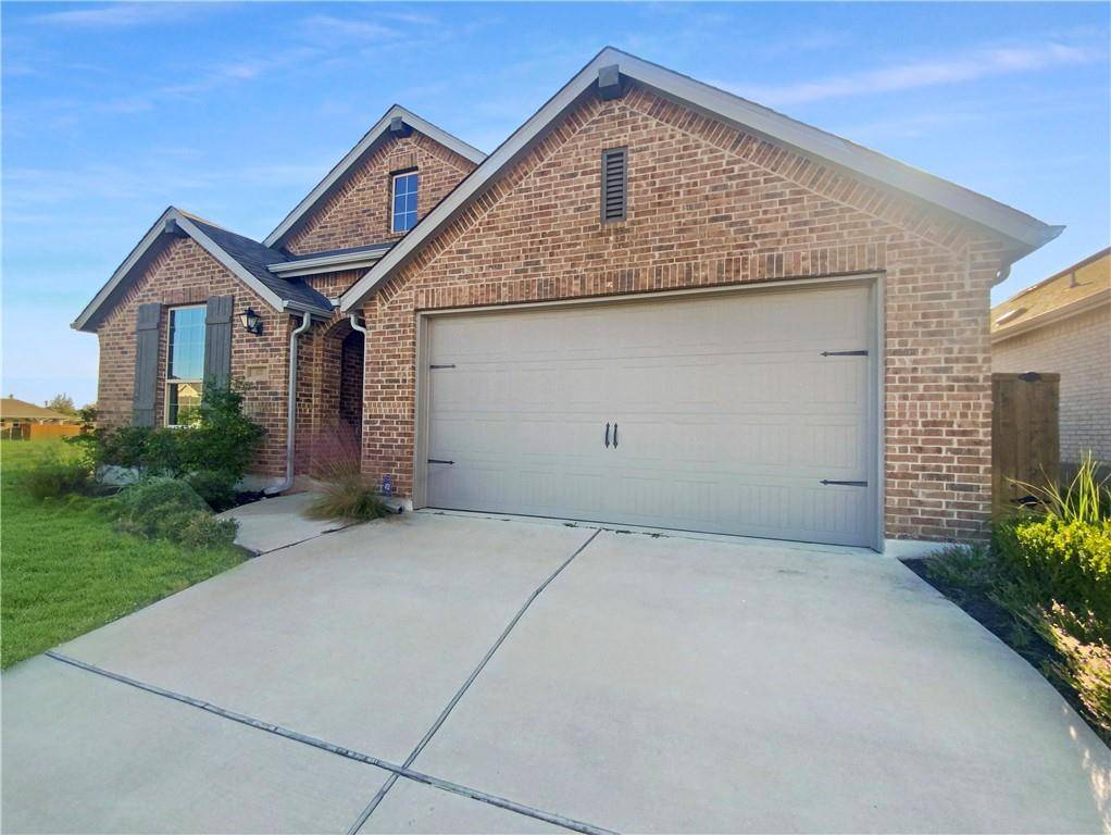 327 Tailwind DR, Kyle, TX 78640