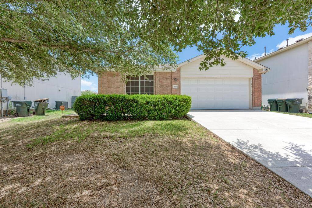 656 Goldenrod ST, Kyle, TX 78640