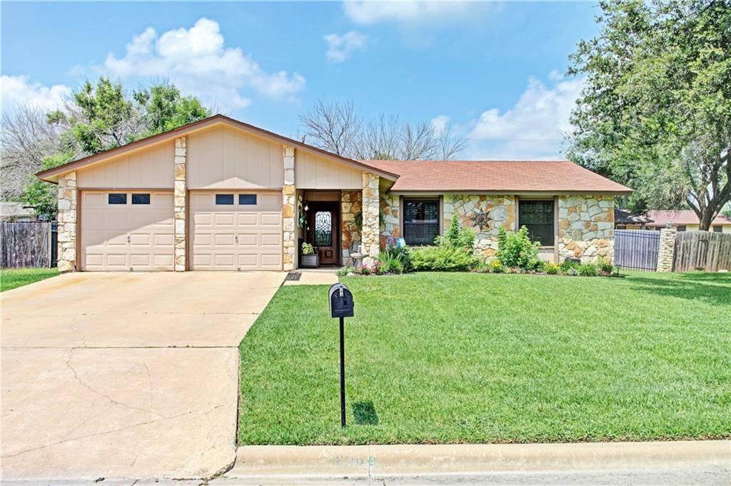 2004 Donna DR, Taylor, TX 76574