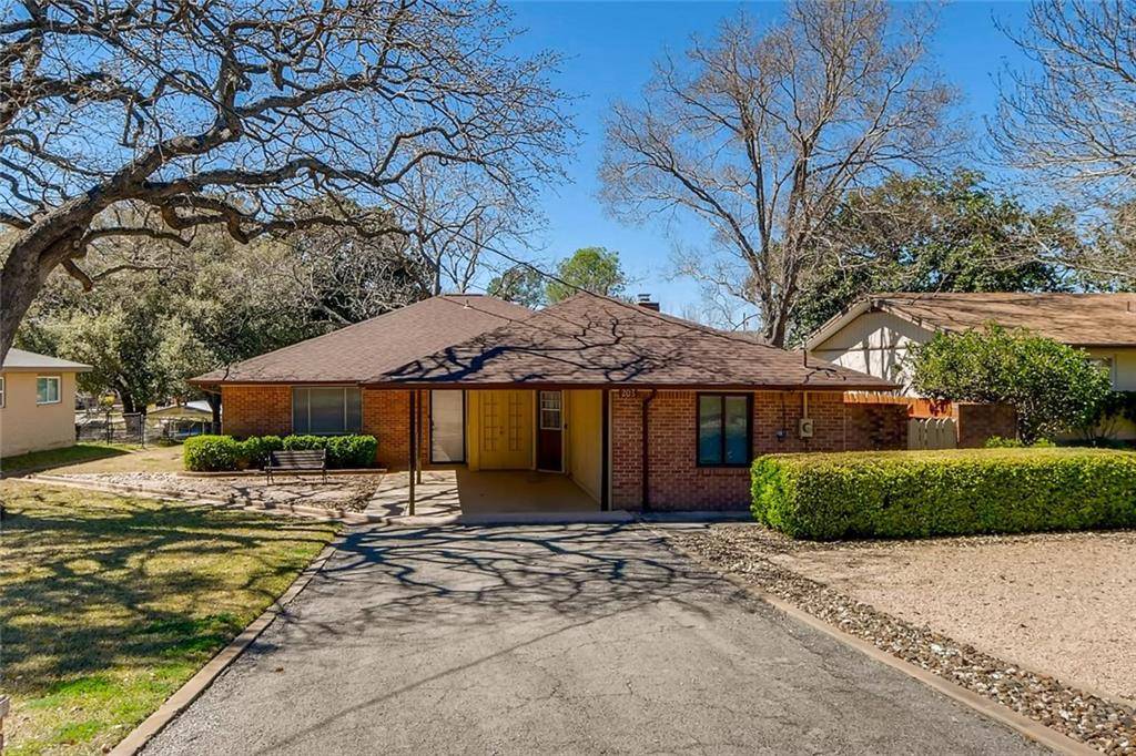 203 Robin RD, Marble Falls, TX 78654