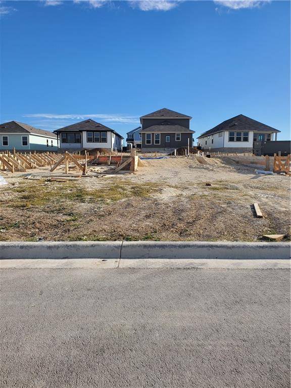 104 Quiet Man DR, Jarrell, TX 76537