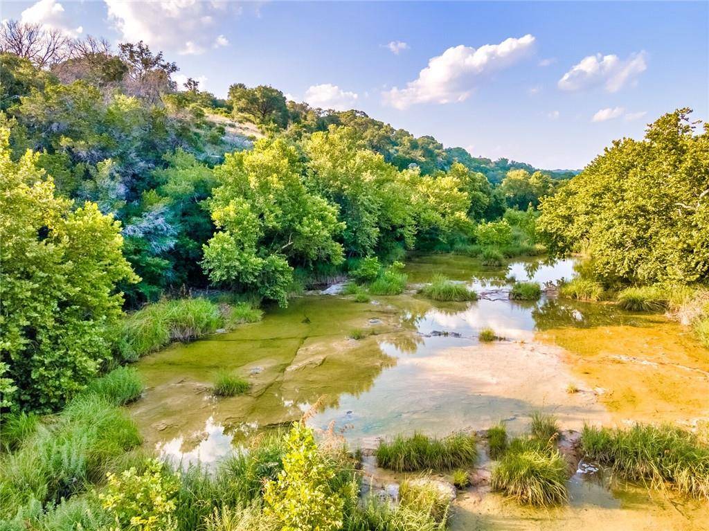 633 Yancey RD, Lampasas, TX 76550
