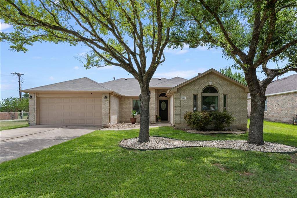 3000 Greenlawn ST, Taylor, TX 76574