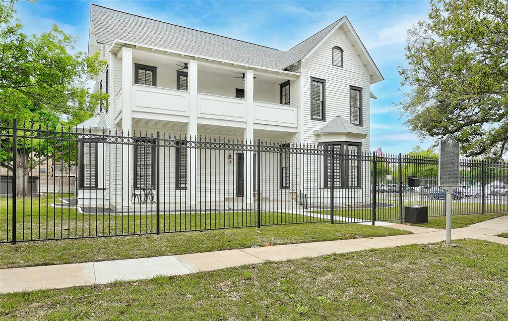 1004 S Church ST, Georgetown, TX 78626