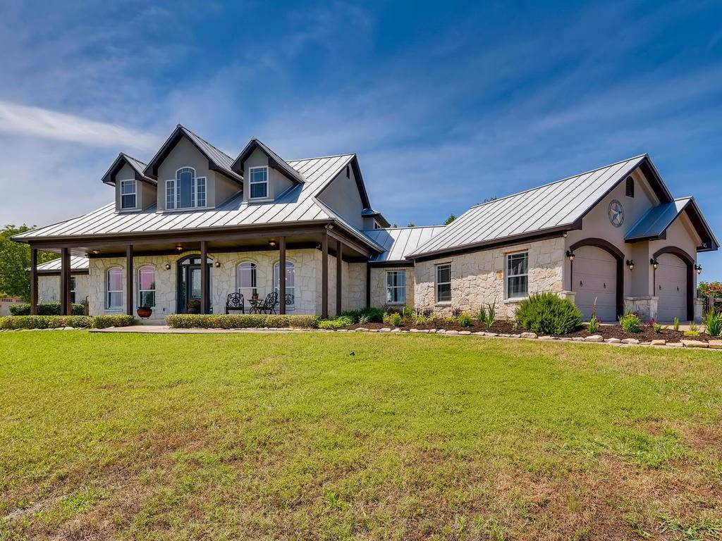 417 Apache PASS, Hutto, TX 78634