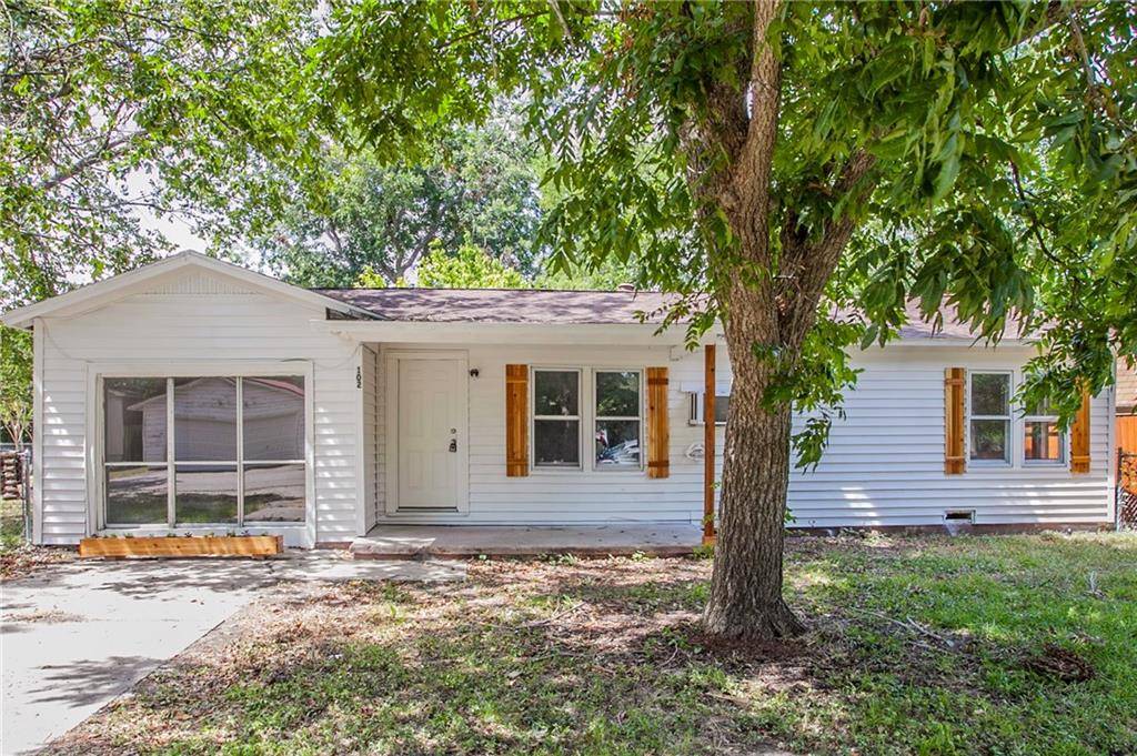 102 W Gibson, Thorndale, TX 76577