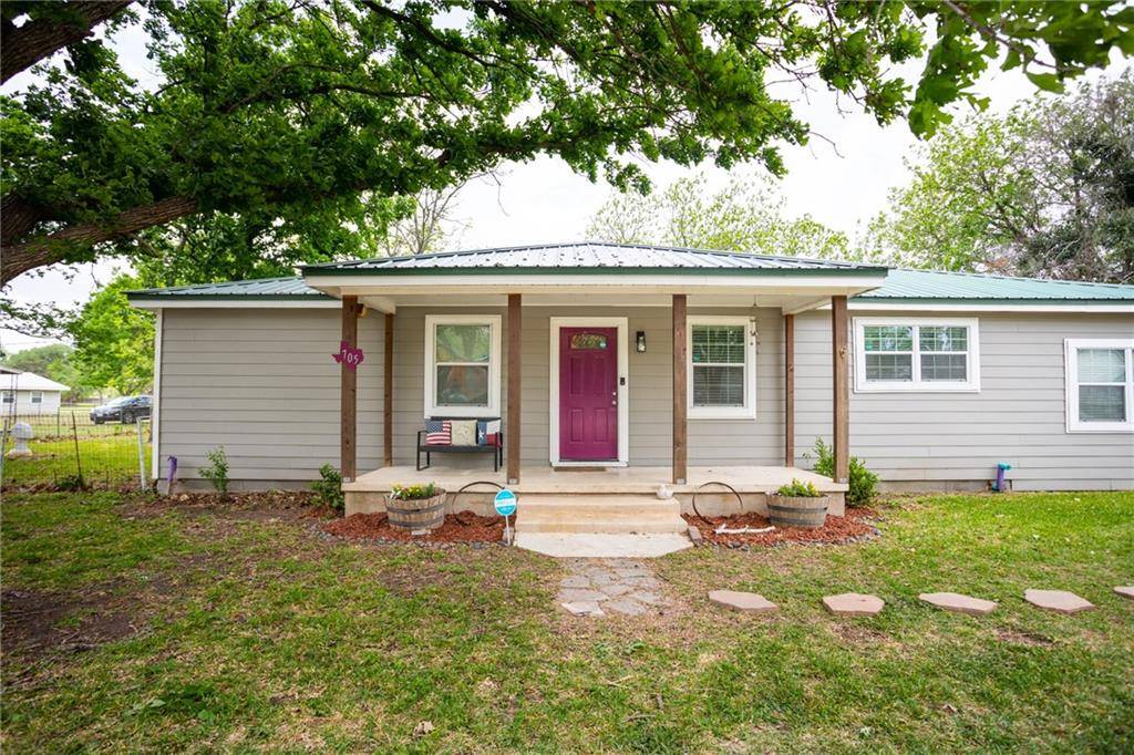 705 W 3rd ST, Kyle, TX 78640