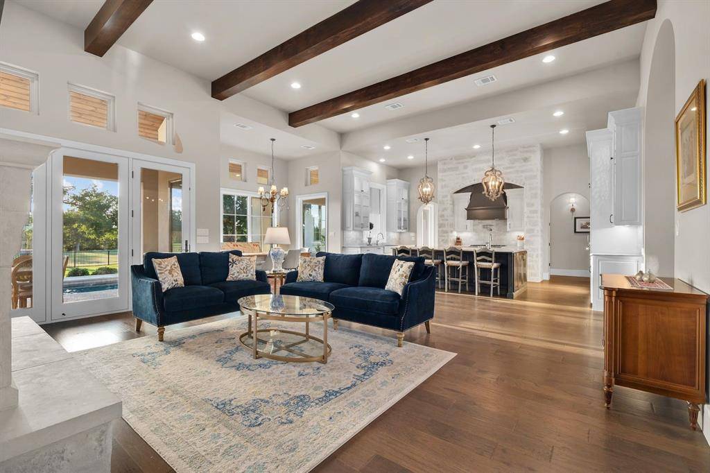 207 Birdstone LN, Georgetown, TX 78628
