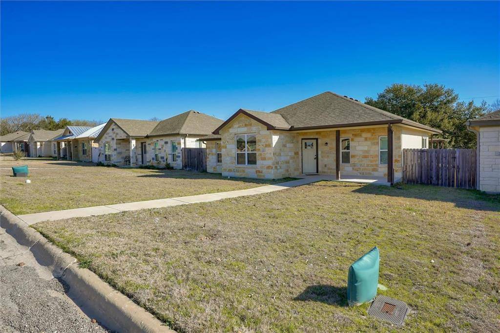 27 Samac LN, Lampasas, TX 76550