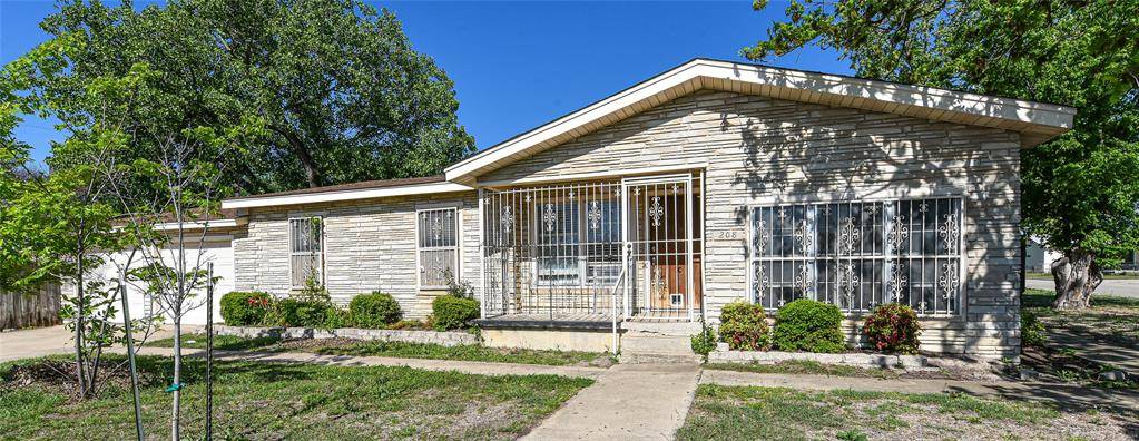 208 N 2nd ST, Copperas Cove, TX 76522