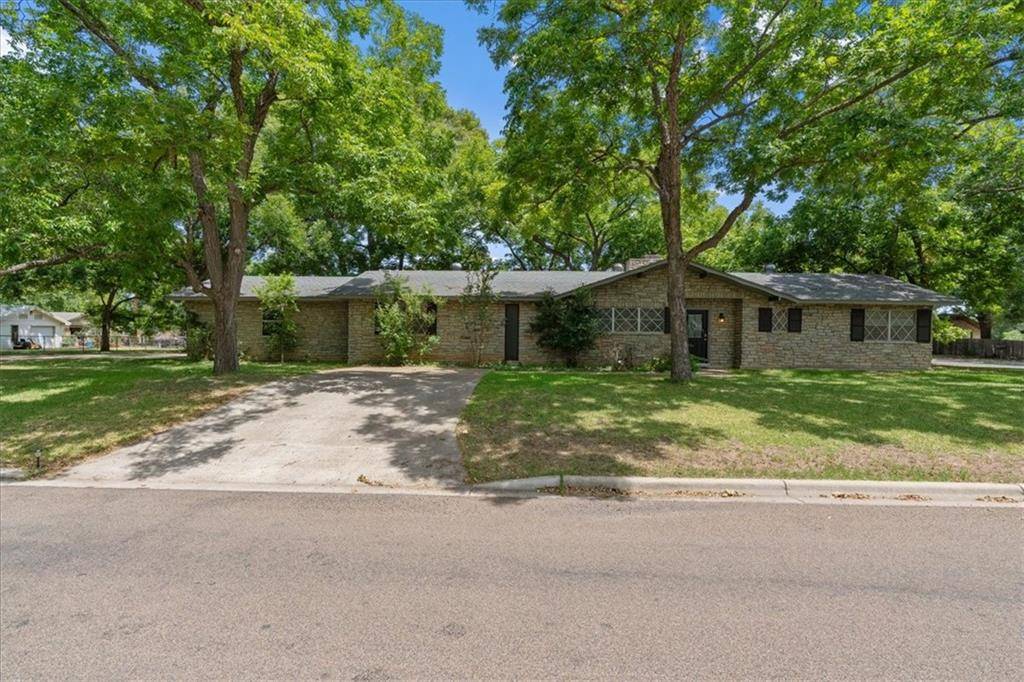 101 Higgins ST, Bastrop, TX 78602