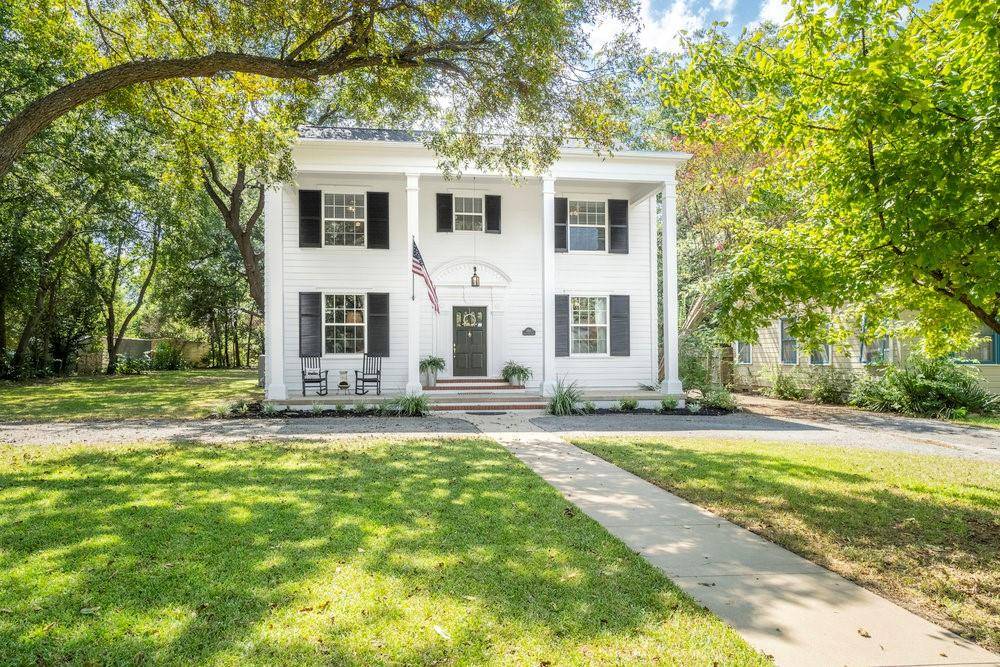 1705 LEXINGTON ST, Taylor, TX 76574