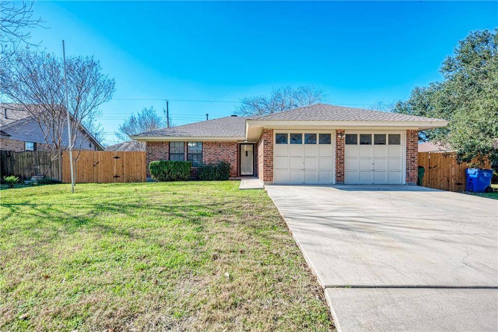3001 Woodlawn ST, Taylor, TX 76574