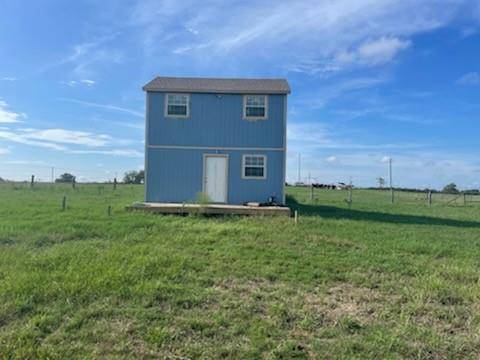 23 CR 225 HWY, Hallettsville, TX 77964