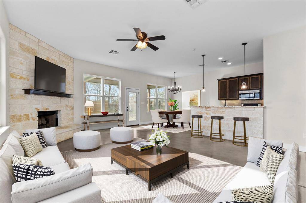 430 Mauna Loa LN, Bastrop, TX 78602
