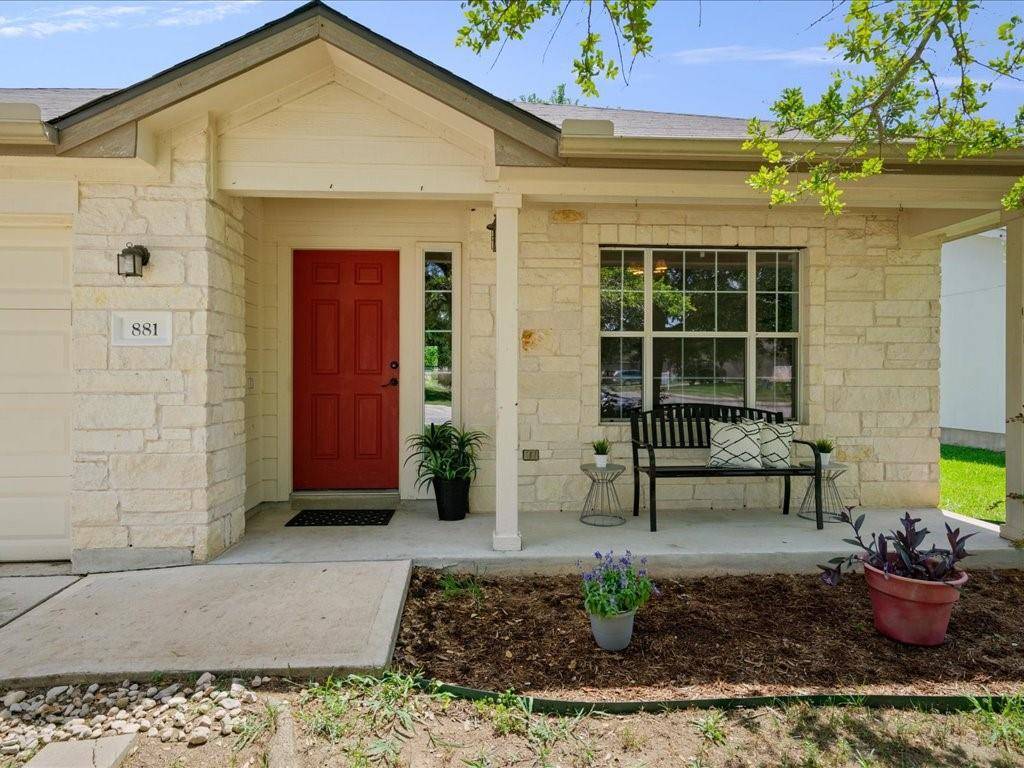 881 Goldenrod ST, Kyle, TX 78640