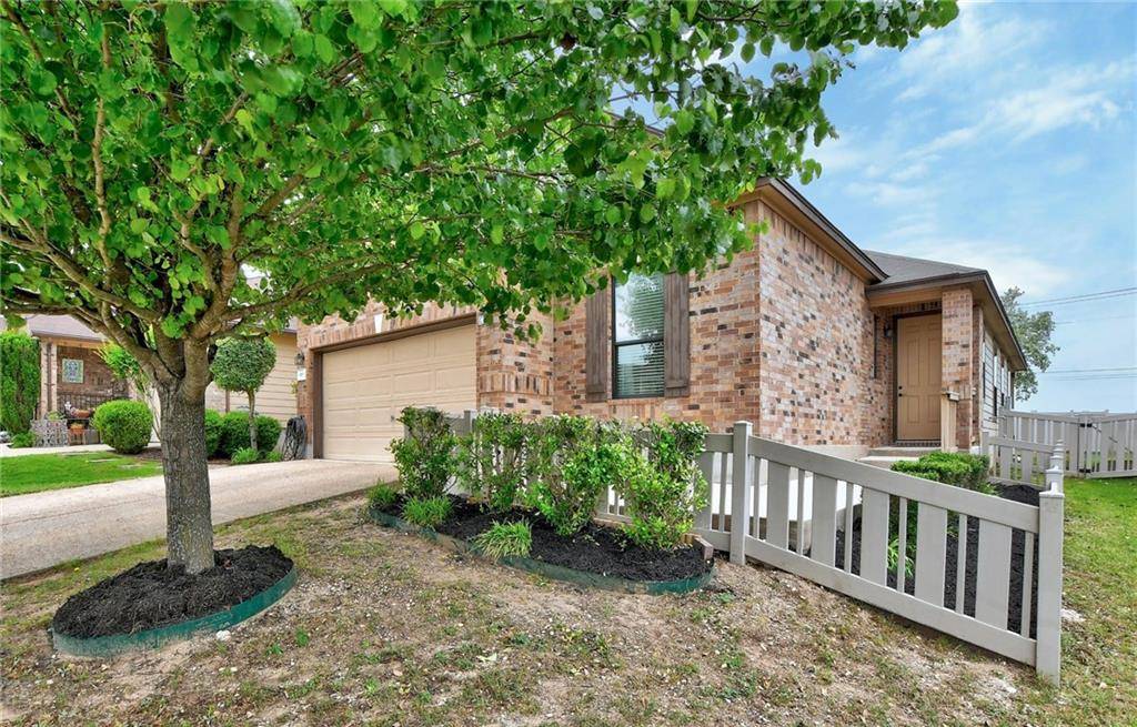 1101 Dorn, Kyle, TX 78640